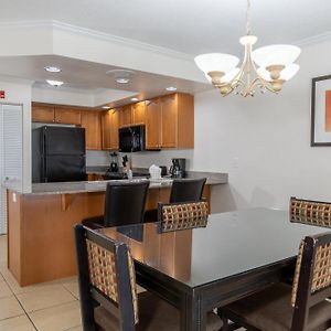One-Bedroom King Suite